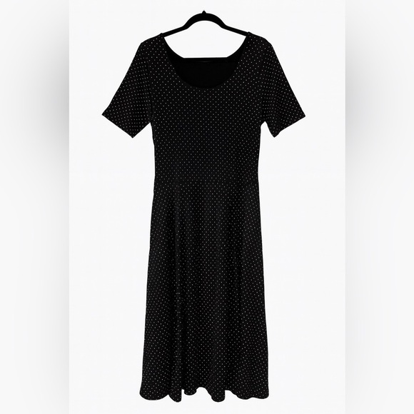 Ronni Nicole size 10 petite slip-on black dress with white polka dots. - Picture 1 of 3